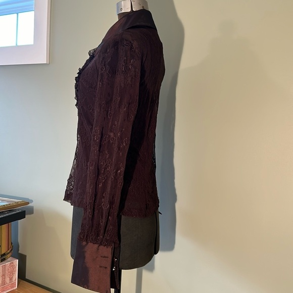 Svetlana size 10 brown polyester and lace long sleeve blouse with detached cami - Picture 14 of 17
